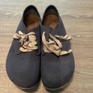 Birkenstock shoe. Navy size 38